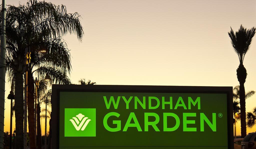 Wyndham Garden Clearwater Beach Экстерьер фото